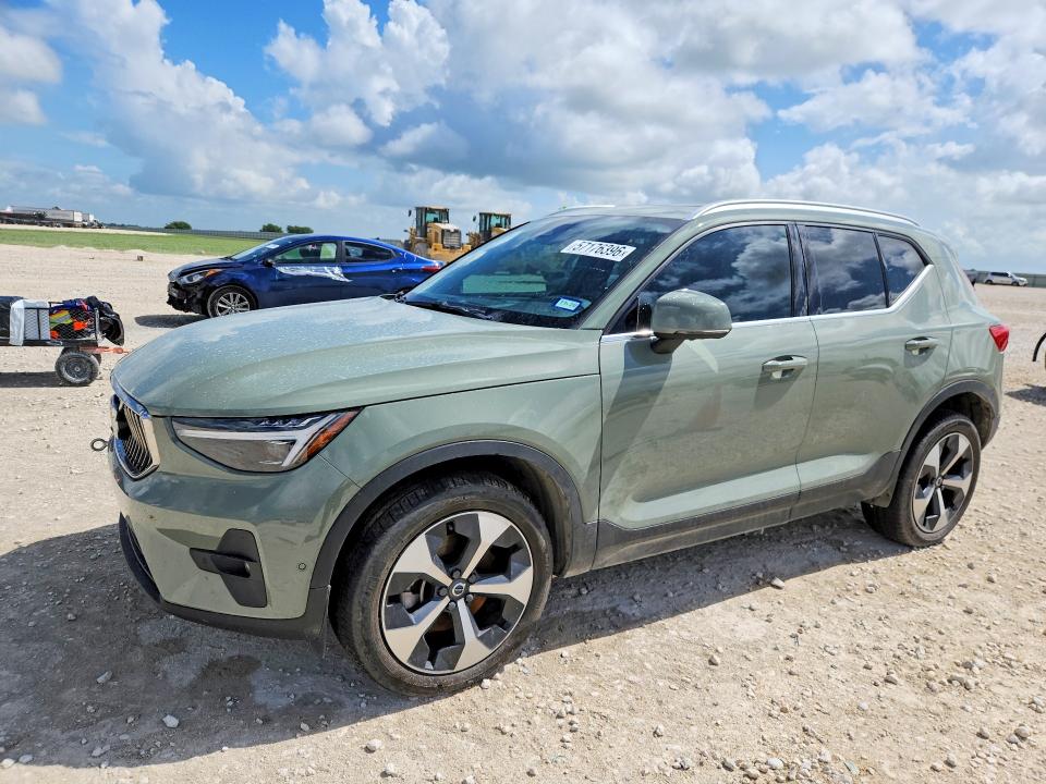2025 Volvo Xc40 მანქანა იყიდება აუქციონზე, vin: YV4L12UE4S2461637, აუქციონის ნომერი: 57176396
