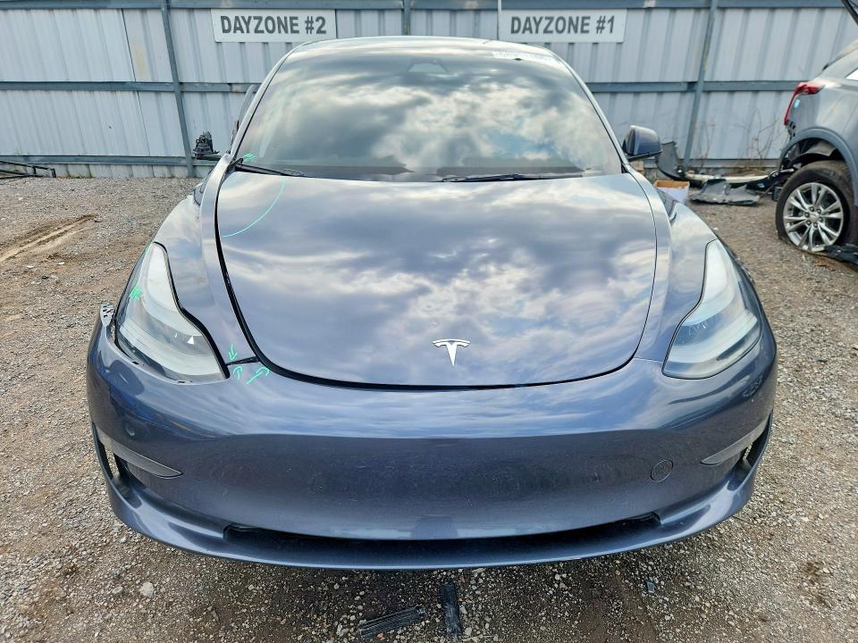 Продажа на аукционе авто 2023 Tesla Model 3, vin: 5YJ3E1EA2PF428802, номер лота: 58963106