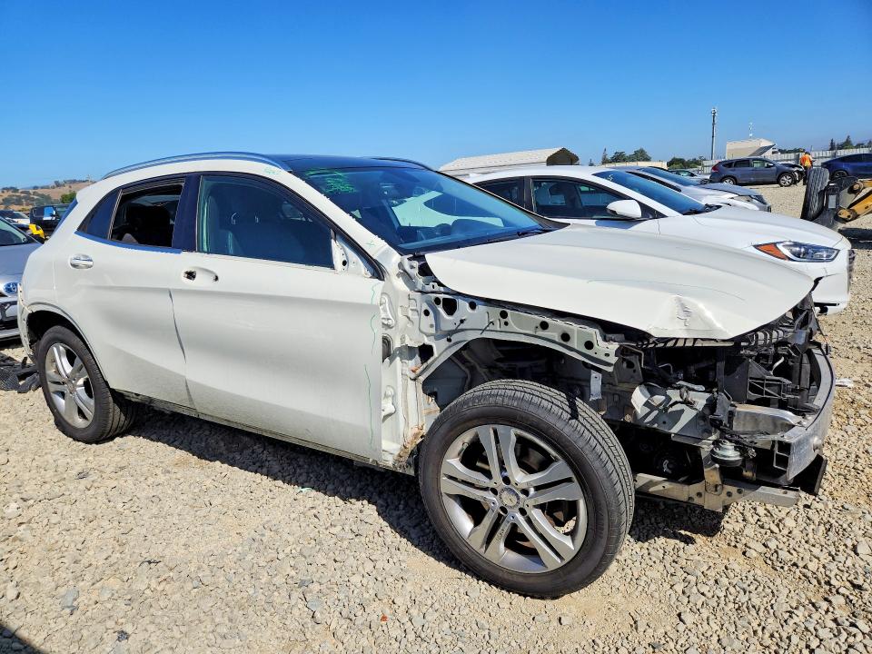 Продажа на аукционе авто 2015 Mercedes-benz Gla, vin: WDCTG4EB7FJ172999, номер лота: 55964006