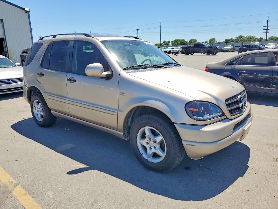 57425786 :رقم المزاد ، 4JGAB54E61A277132 vin ، 2001 Mercedes-benz Ml مزاد بيع