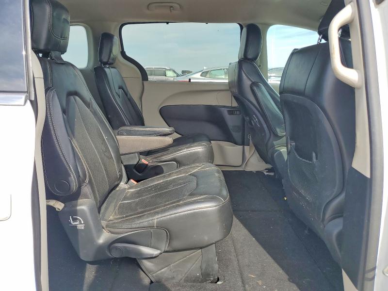 55654806 :رقم المزاد ، 2C4RC1DG4LR164518 vin ، 2020 Chrysler Voyager مزاد بيع