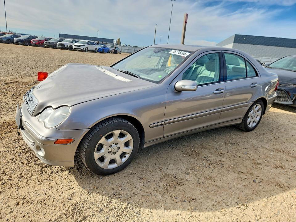 Продажа на аукционе авто 2005 Mercedes-benz C, vin: WDBRF81J65F686141, номер лота: 55715206