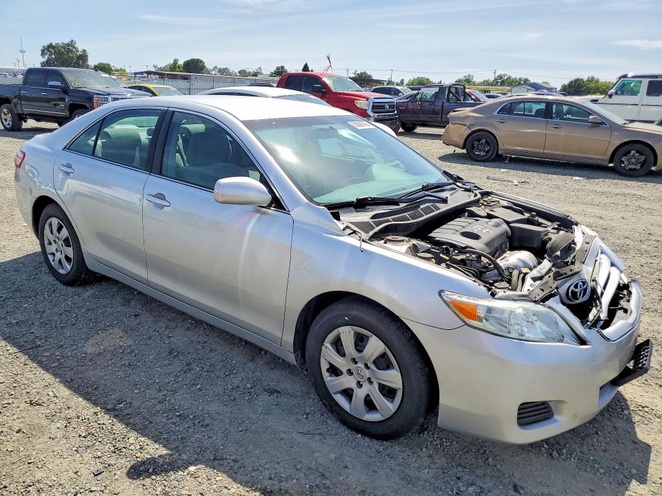 55806786 :رقم المزاد ، 4T1BF3EKXAU053216 vin ، 2010 Toyota Camry مزاد بيع