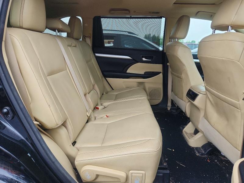 2017 Toyota Highlander მანქანა იყიდება აუქციონზე, vin: 5TDJZRFH6HS395175, აუქციონის ნომერი: 56746056