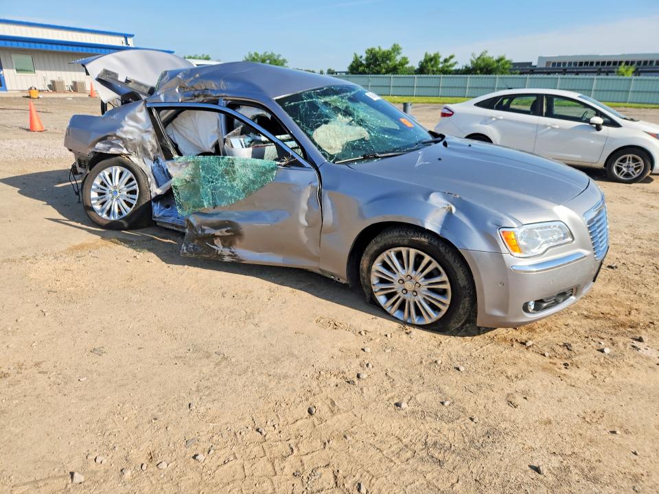 Продаж на аукціоні авто 2013 Chrysler 300c, vin: 2C3CCAKG7DH660935, номер лоту: 56054826