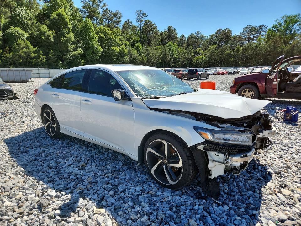 2022 Honda Accord მანქანა იყიდება აუქციონზე, vin: 1HGCV2F37NA003752, აუქციონის ნომერი: 56312016