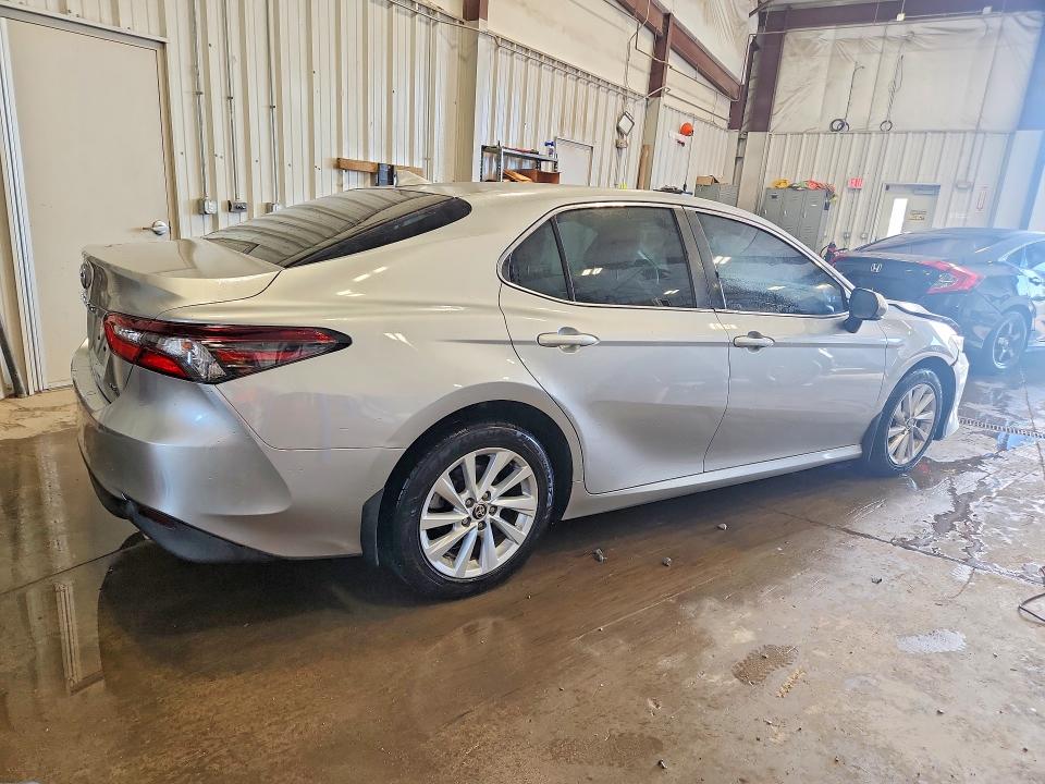 Продажа на аукционе авто 2021 Toyota Camry, vin: 4T1R11AK3MU448639, номер лота: 59134936