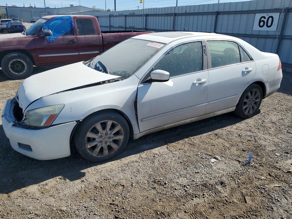 48535076 :رقم المزاد ، 1HGCM66567A017964 vin ، 2007 Honda Accord مزاد بيع