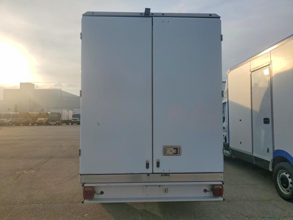 2020 Ford Transit მანქანა იყიდება აუქციონზე, vin: 1FDBW5Z81LKB30337, აუქციონის ნომერი: 55890256