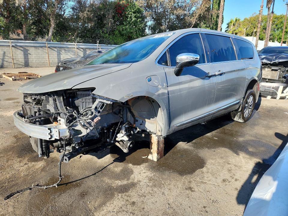 Продажа на аукционе авто 2023 Chrysler Pacifica, vin: 2C4RC1S74PR614810, номер лота: 55806176