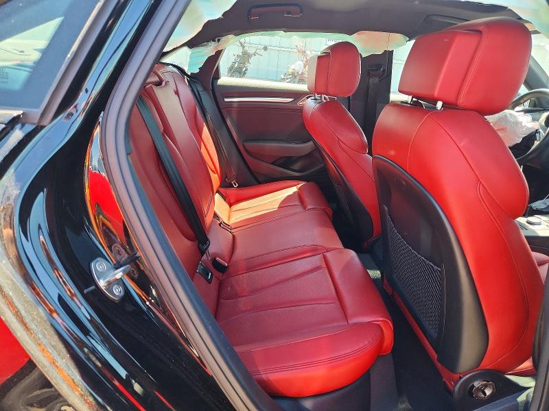 55754896 :رقم المزاد ، WAUBEGFF8LA105475 vin ، 2020 Audi A3 مزاد بيع