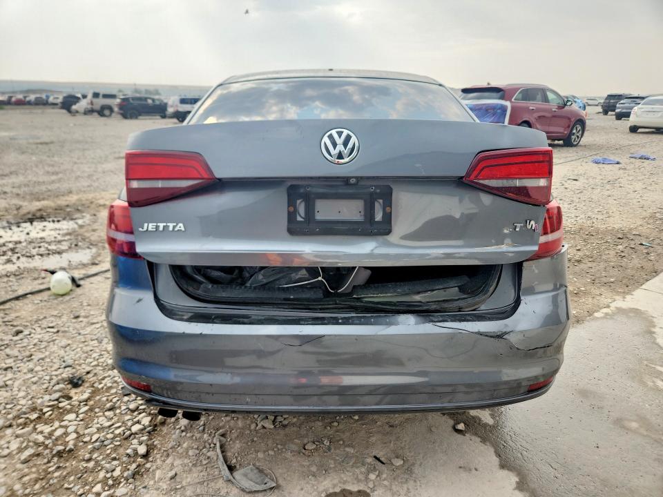 58598526 :رقم المزاد ، 3VW2B7AJ8HM253074 vin ، 2017 Volkswagen Jetta مزاد بيع
