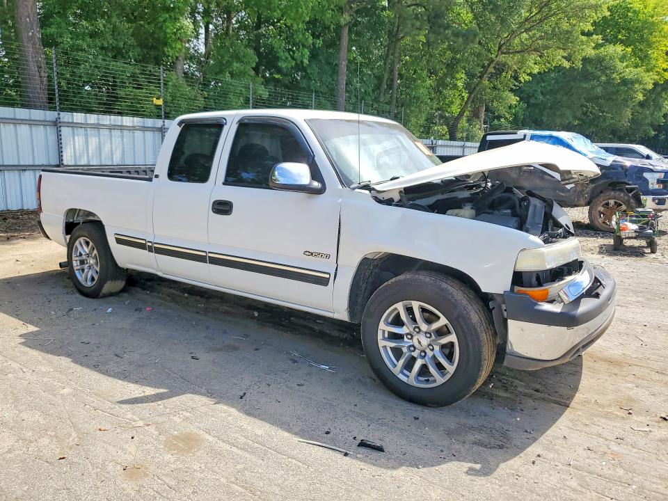 Продажа на аукционе авто 2000 Chevrolet Silverado, vin: 2GCEC19V4Y1315501, номер лота: 56258676
