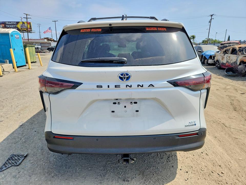 2023 Toyota Sienna მანქანა იყიდება აუქციონზე, vin: 5TDJRKEC5PS153201, აუქციონის ნომერი: 58470246