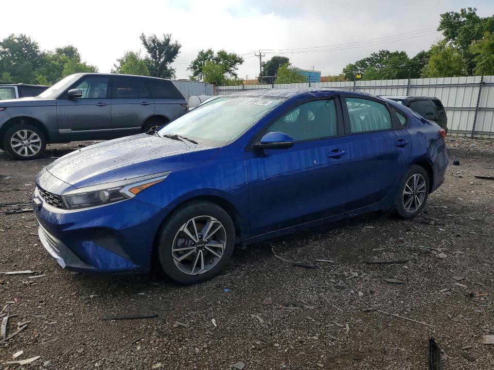 2023 Kia Forte მანქანა იყიდება აუქციონზე, vin: 3KPF24AD3PE517615, აუქციონის ნომერი: 57887116
