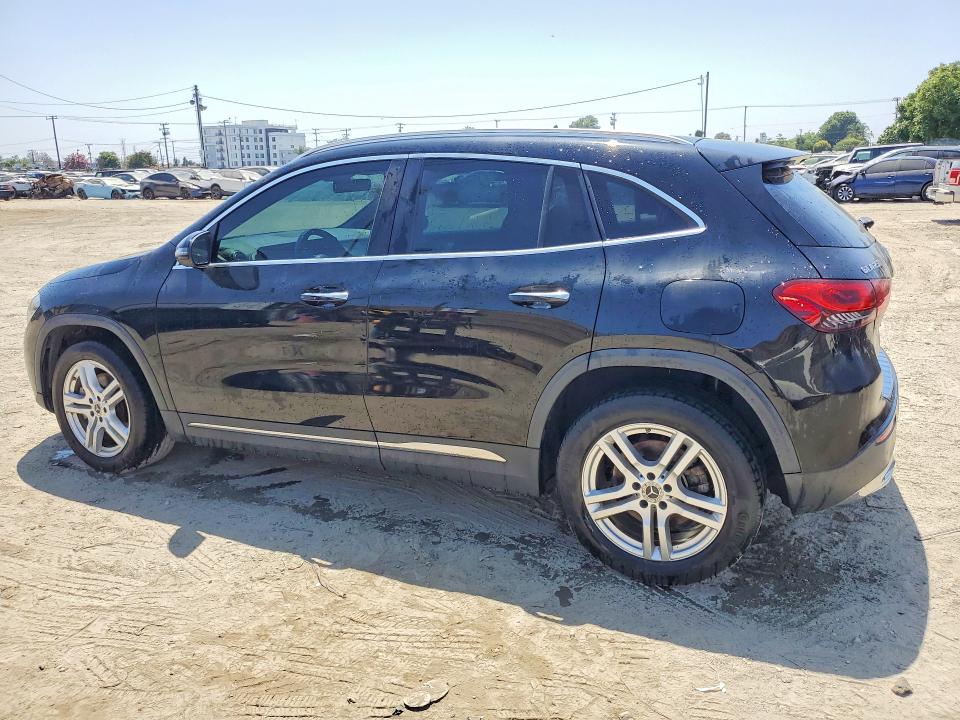 56123216 :رقم المزاد ، W1N4N4HB8NJ343861 vin ، 2022 Mercedes-benz Gla مزاد بيع