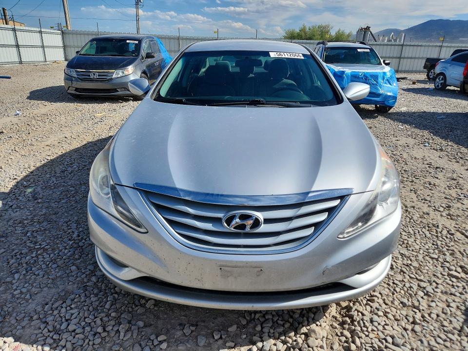56112066 :رقم المزاد ، 5NPEB4AC2BH281868 vin ، 2011 Hyundai Sonata مزاد بيع