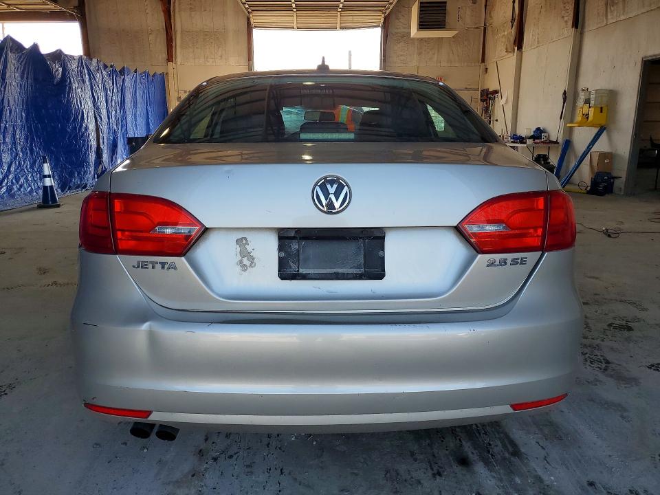 57809946 :رقم المزاد ، 3VWDP7AJ8CM454735 vin ، 2012 Volkswagen Jetta مزاد بيع