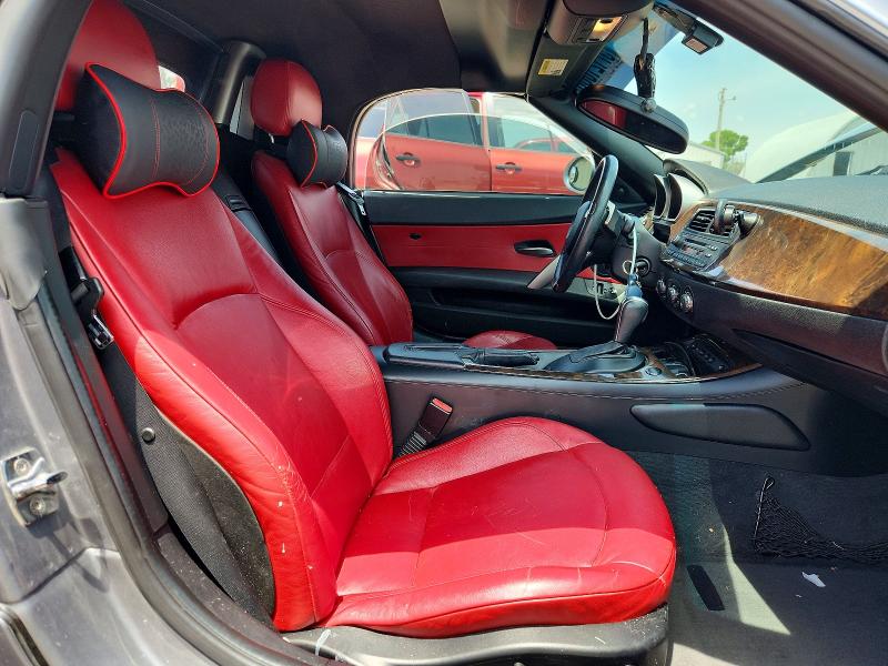 57121066 :رقم المزاد ، 4USBU53577LX02580 vin ، 2007 Bmw Z4 مزاد بيع