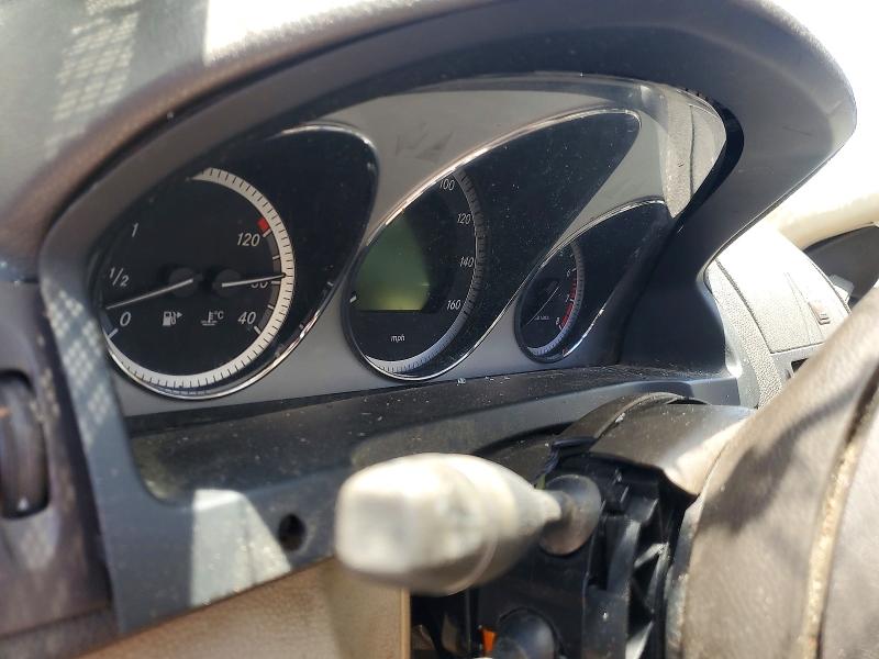 2011 Mercedes-benz C მანქანა იყიდება აუქციონზე, vin: WDDGF5EB7BR135226, აუქციონის ნომერი: 56004256