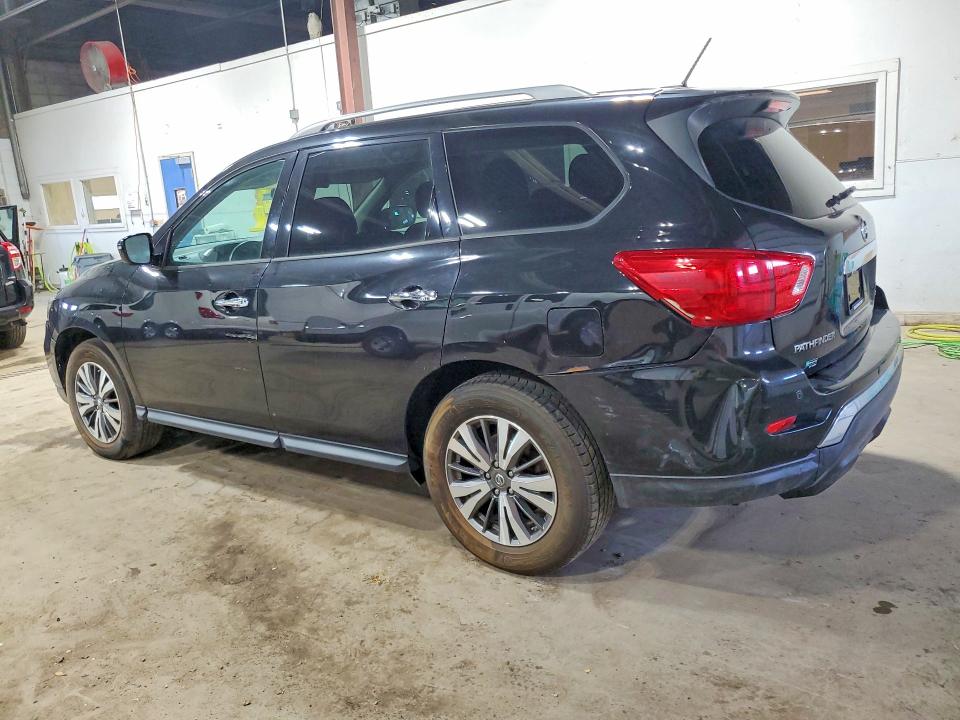 56699216 :رقم المزاد ، 5N1DR2MM2HC608219 vin ، 2017 Nissan Path Finde مزاد بيع