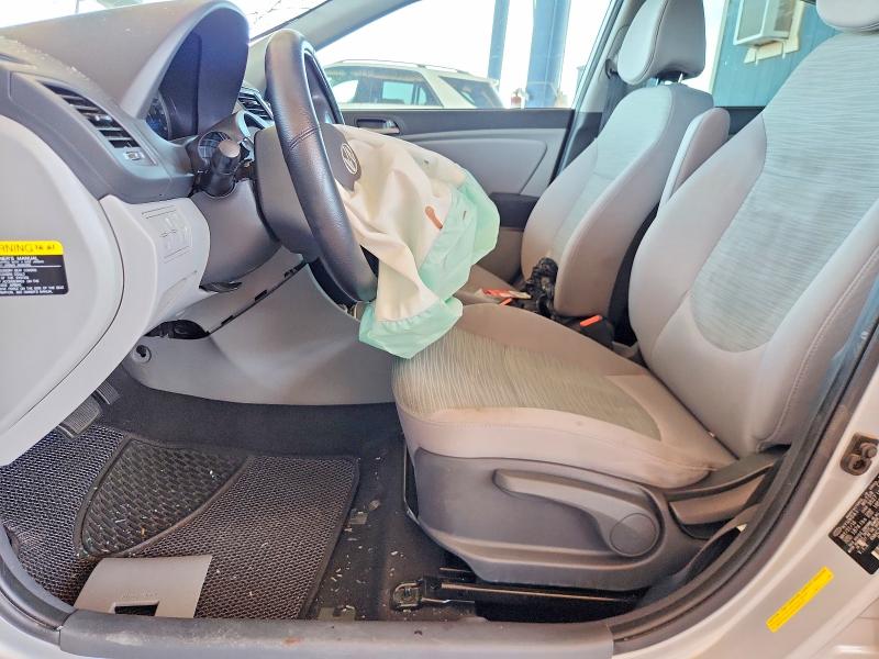 56628516 :رقم المزاد ، KMHCT4AE4GU163884 vin ، 2016 Hyundai Accent مزاد بيع