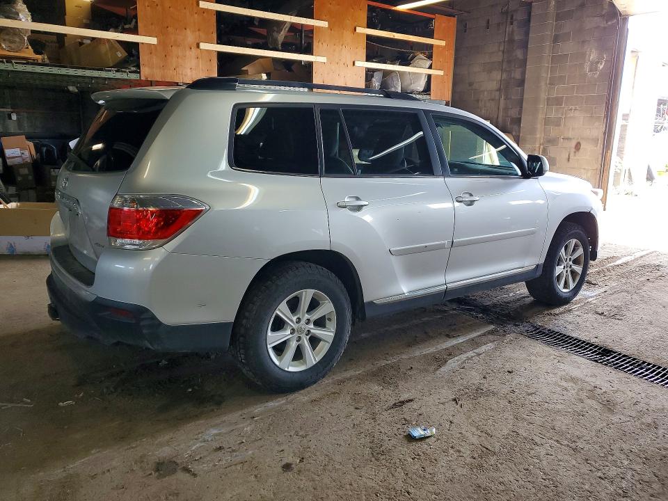 Продажа на аукционе авто 2011 Toyota Highlander, vin: 5TDBK3EH7BS084160, номер лота: 54830976