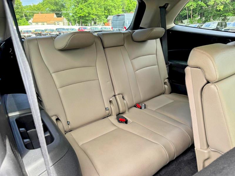57209846 :رقم المزاد ، 5FNYF6H57JB012590 vin ، 2018 Honda Pilot مزاد بيع