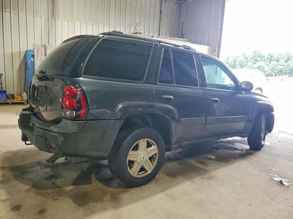 Продажа на аукционе авто 2005 Chevrolet Trailblazer, vin: 1GNDT13S052228451, номер лота: 55817406