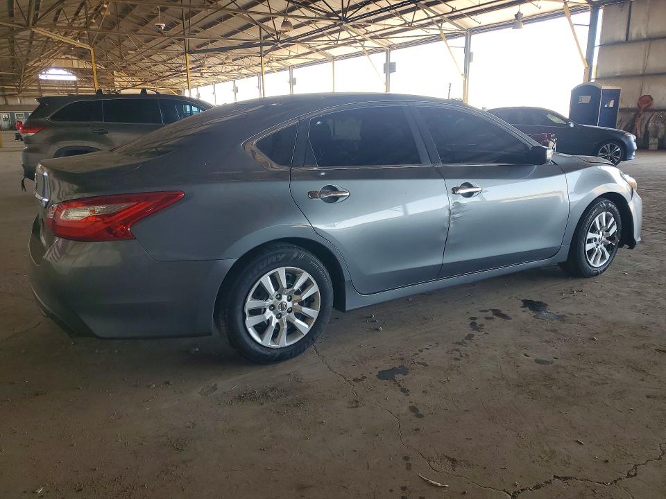 2016 Nissan Altima მანქანა იყიდება აუქციონზე, vin: 1N4AL3AP0GN372918, აუქციონის ნომერი: 56248106