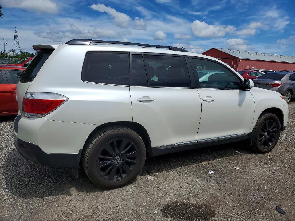 Продажа на аукционе авто 2013 Toyota Highlander, vin: 5TDBK3EHXDS186099, номер лота: 57295766