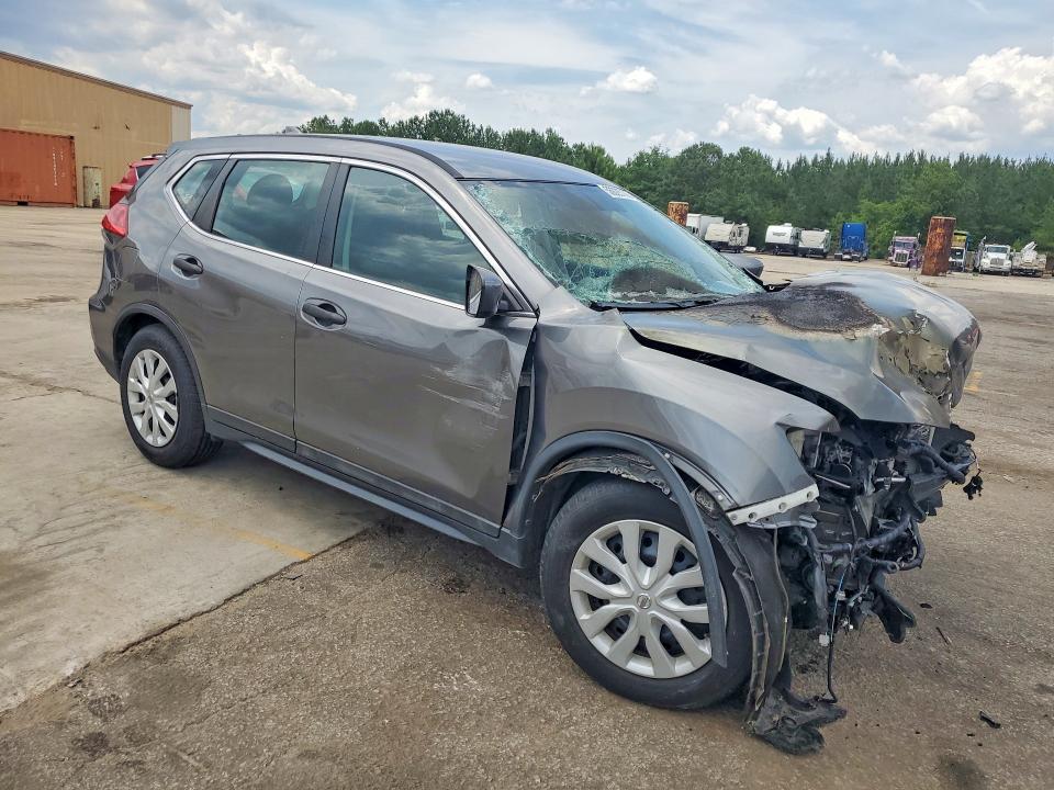 56625706 :رقم المزاد ، 5N1AT2MT0HC810732 vin ، 2017 Nissan Rogue مزاد بيع