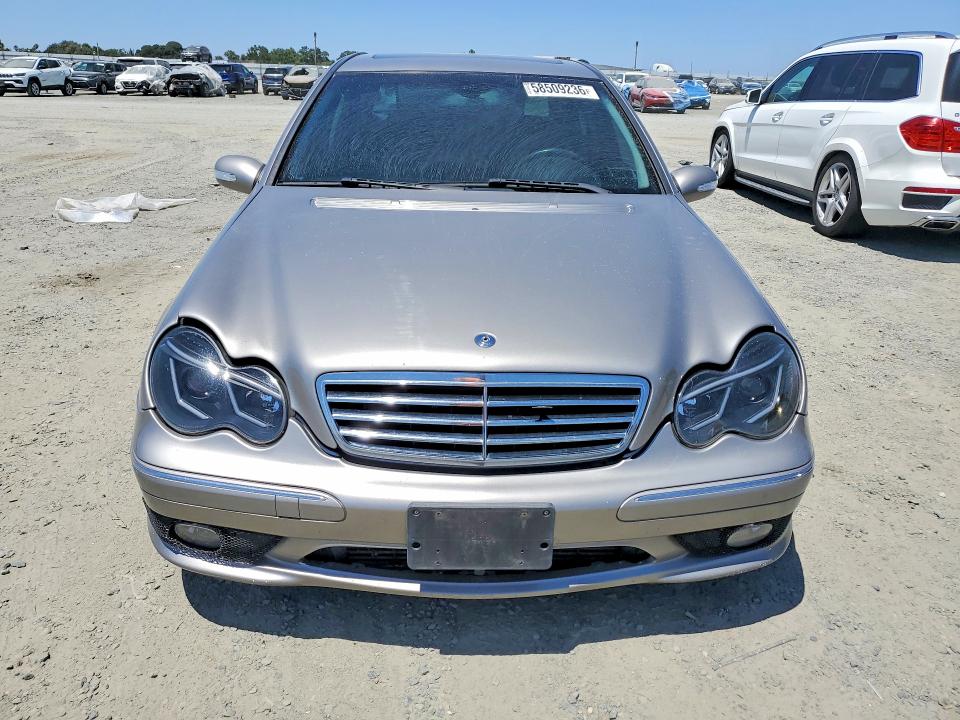 2005 Mercedes-benz C მანქანა იყიდება აუქციონზე, vin: WDBRF40J65F619324, აუქციონის ნომერი: 58509236