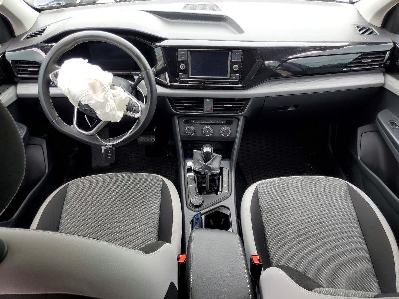 58779826 :رقم المزاد ، 3VVMX7B22NM023046 vin ، 2022 Volkswagen Taos مزاد بيع