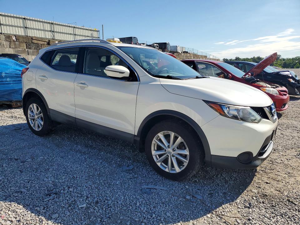 2017 Nissan Rogue Sport მანქანა იყიდება აუქციონზე, vin: JN1BJ1CRXHW101130, აუქციონის ნომერი: 57558586