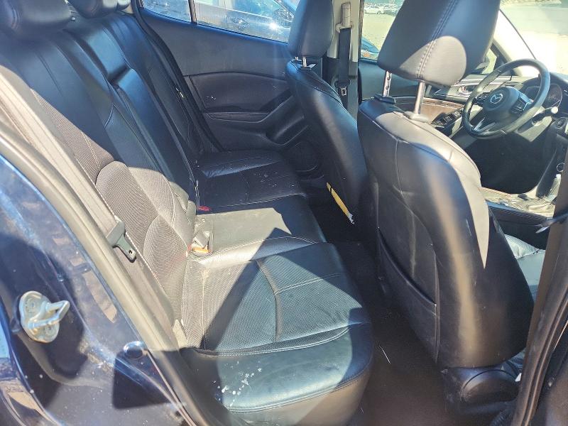Aukcja sprzedaży 2018 Mazda 3, vin: 3MZBN1W32JM210791, numer aukcji: 58017956