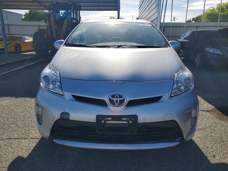 55945626 :رقم المزاد ، JTDKN3DU7F0466476 vin ، 2015 Toyota Prius مزاد بيع