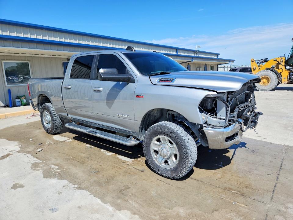 Продажа на аукционе авто 2021 Ram 2500, vin: 3C6UR5DJ2MG541874, номер лота: 57369776