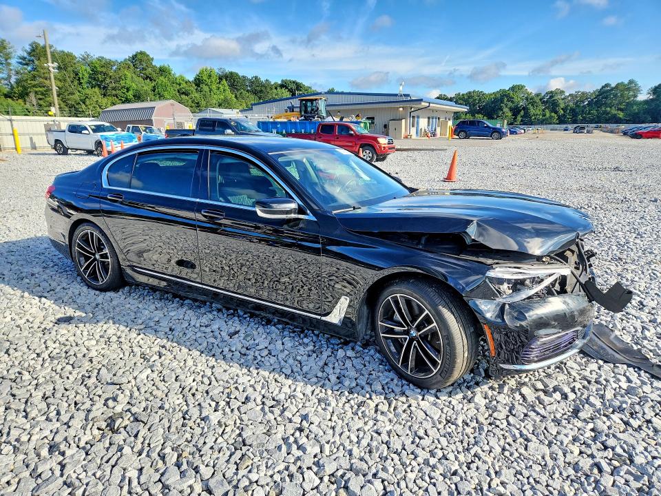 2016 Bmw 750 მანქანა იყიდება აუქციონზე, vin: WBA7F2C50GG418489, აუქციონის ნომერი: 57658936