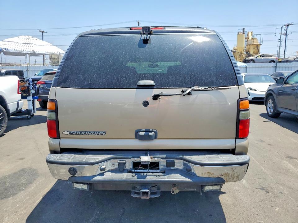 2006 Chevrolet Suburban მანქანა იყიდება აუქციონზე, vin: 3GNGK26G06G130705, აუქციონის ნომერი: 58798136