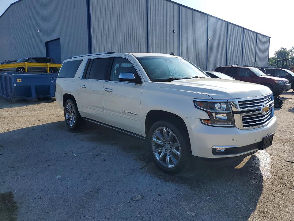 53302526 :رقم المزاد ، 1GNSKKKC0FR271562 vin ، 2015 Chevrolet Suburban مزاد بيع