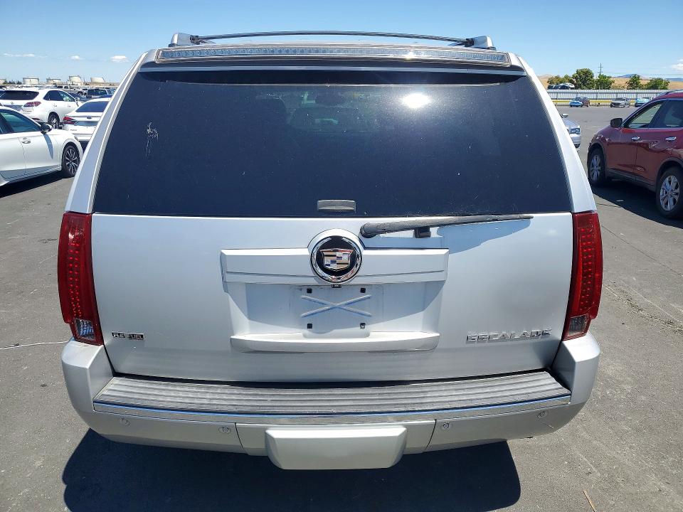 2010 Cadillac Escalade მანქანა იყიდება აუქციონზე, vin: 1GYUCCEF6AR154176, აუქციონის ნომერი: 56401686