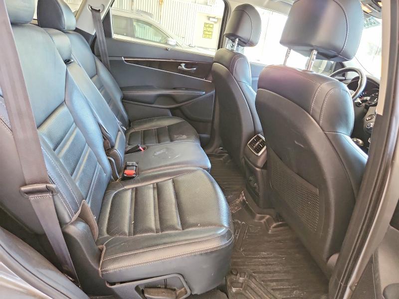 2017 Kia Sorento მანქანა იყიდება აუქციონზე, vin: 5XYPH4A57HG260958, აუქციონის ნომერი: 58306666