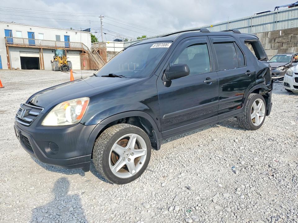57007006 :رقم المزاد ، SHSRD78805U322282 vin ، 2005 Honda Cr-v مزاد بيع