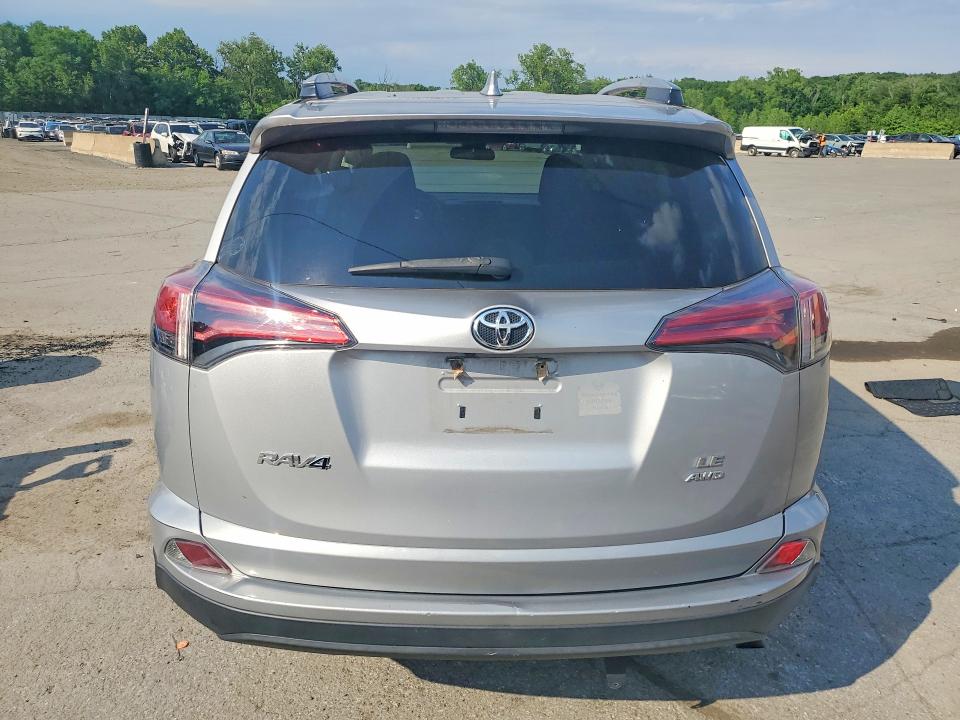 2017 Toyota Rav4 მანქანა იყიდება აუქციონზე, vin: 2T3BFREV4HW613035, აუქციონის ნომერი: 57273836