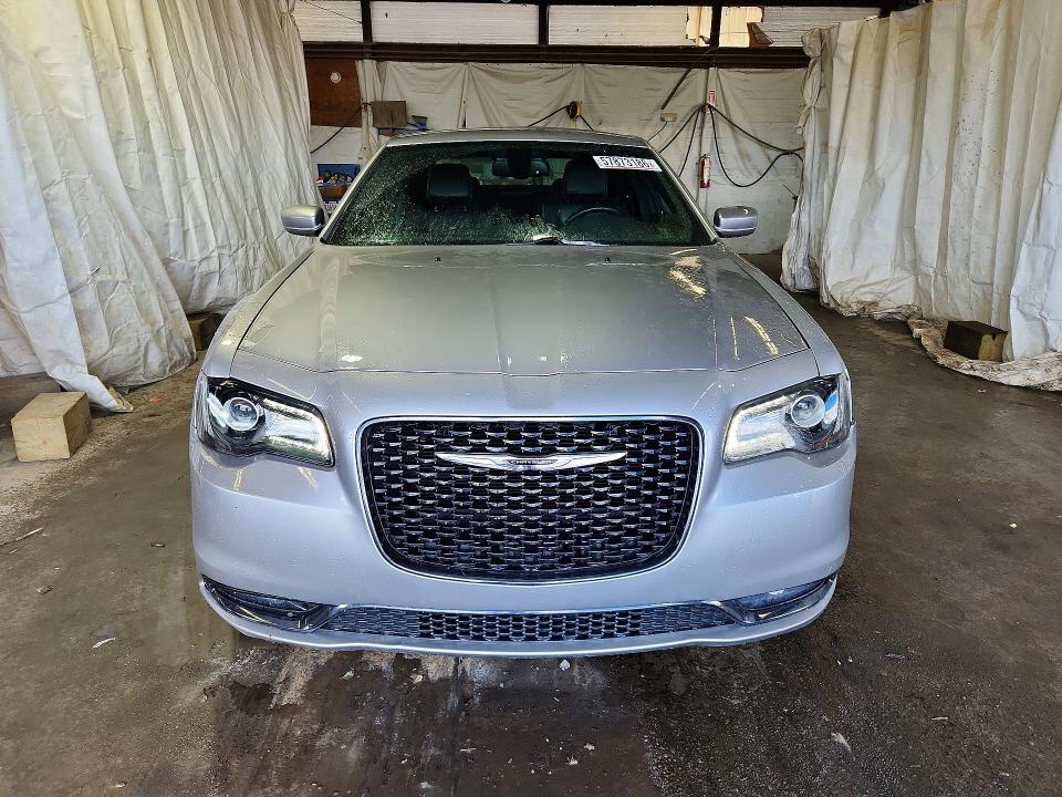 Продажа на аукционе авто 2016 Chrysler 300, vin: 2C3CCAGG4GH182860, номер лота: 57873186