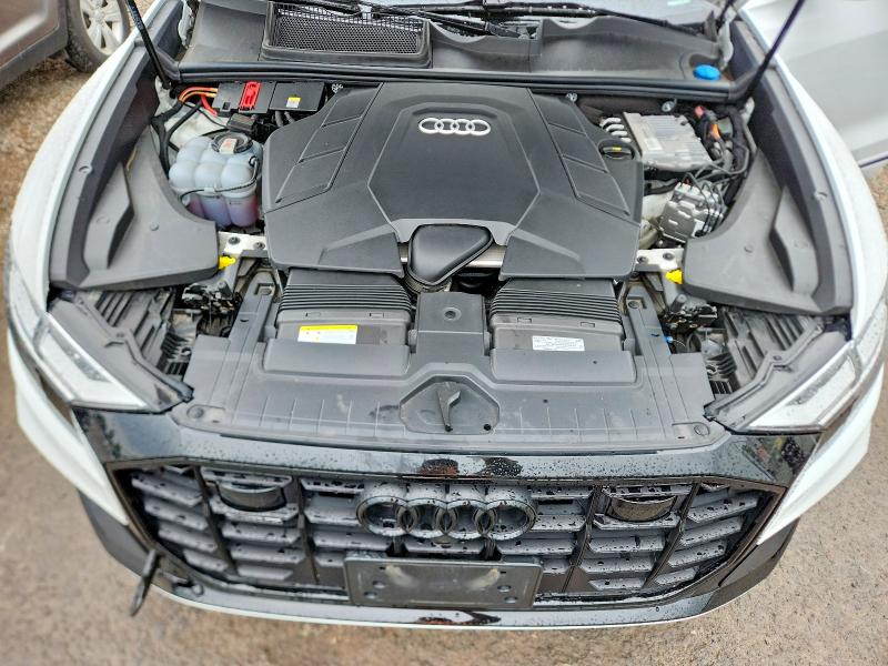 2022 Audi Q8 მანქანა იყიდება აუქციონზე, vin: WA1EVBF11ND033652, აუქციონის ნომერი: 58804906
