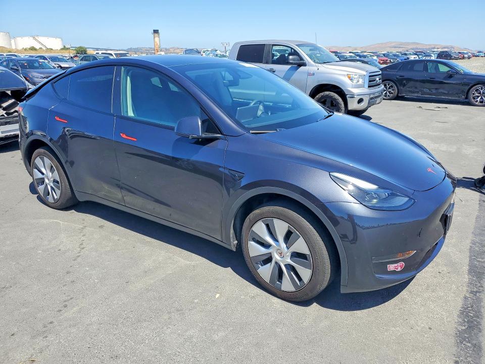 2024 Tesla Model Y მანქანა იყიდება აუქციონზე, vin: 7SAYGDED6RF097322, აუქციონის ნომერი: 56325986