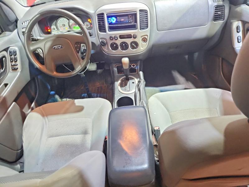 59186196 :رقم المزاد ، 1FMYU03117KA06489 vin ، 2007 Ford Escape مزاد بيع
