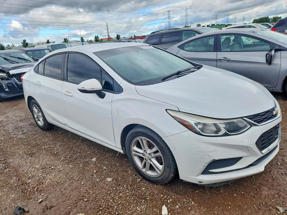 Продаж на аукціоні авто 2018 Chevrolet Cruze, vin: 1G1BC5SM8J7194078, номер лоту: 57729296